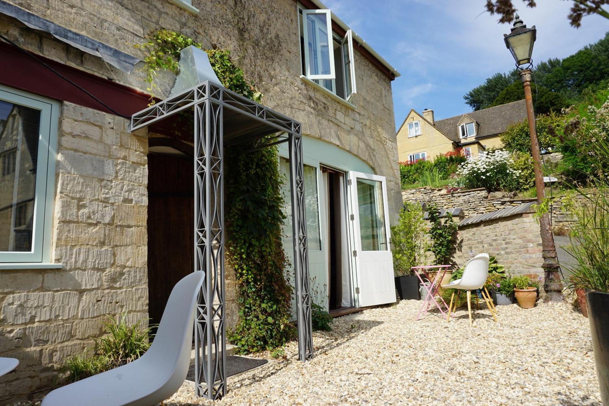The Coach House And The Stable Lägenhet Woodchester Exteriör bild
